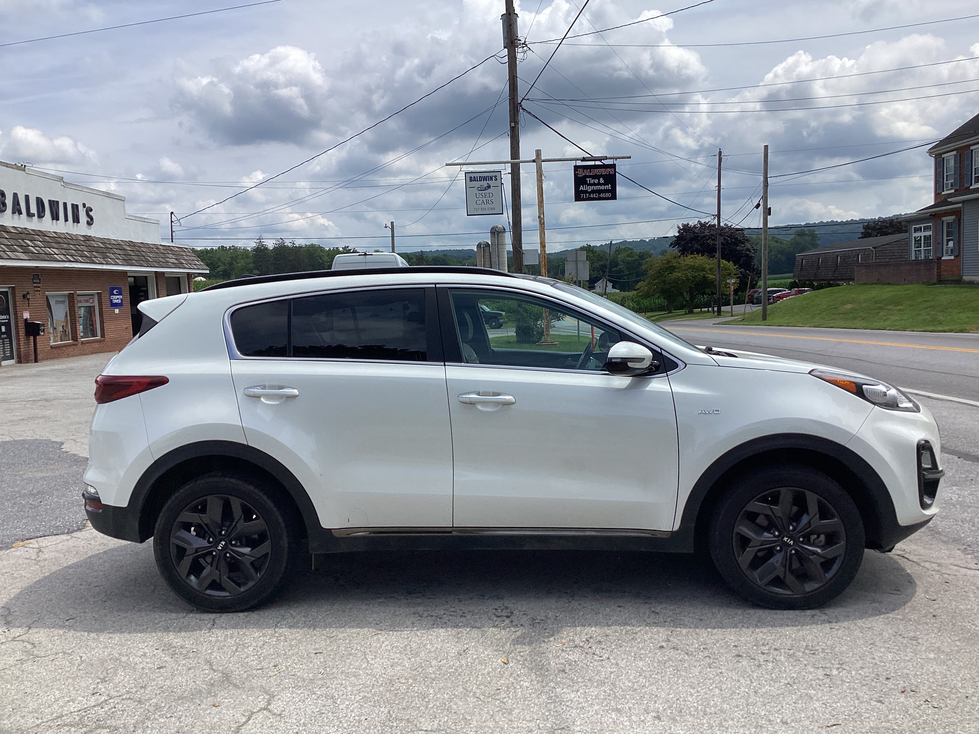 2020 Kia Sportage S's photo